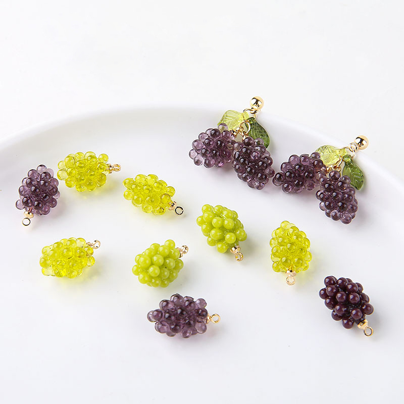 Resin Art Gift Ideas - 6pcs Cute Little Grapes Resin Charms