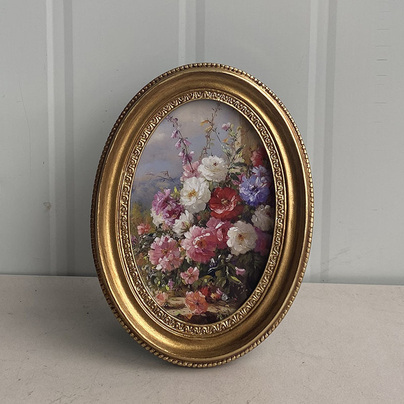Vintage European Relief Golden - Resin Art Gallery recension och pris